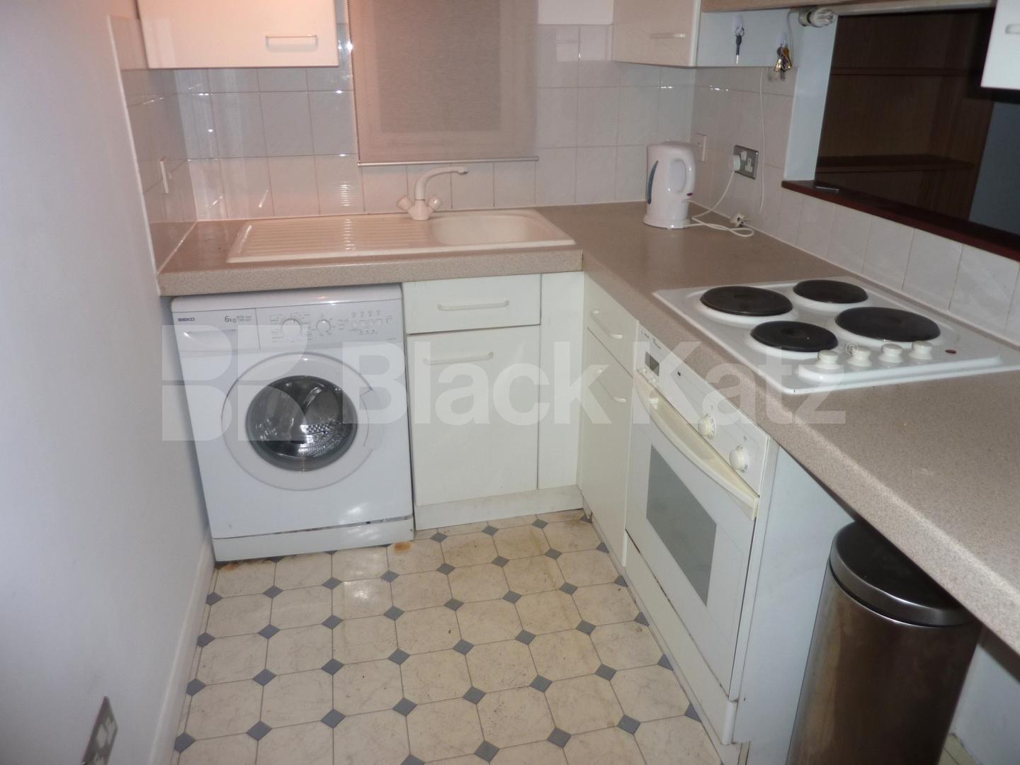 			NEW INSTRUCTION!, 1 Bedroom, 1 bath, 1 reception Flat			 Bunning Way, CALEDONIAN ROAD